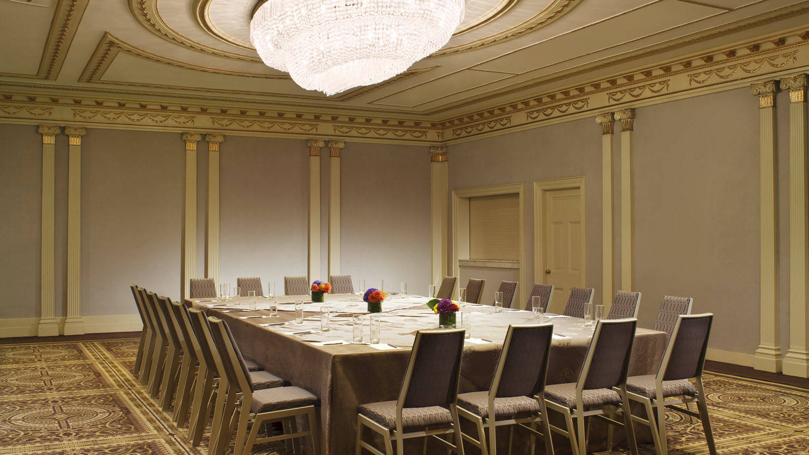 Sheraton Commander Hotel Cambridge Business photo